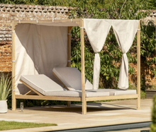 Load image into Gallery viewer, Hampton Double Daybed
