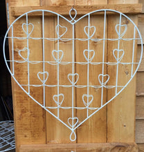 Load image into Gallery viewer, Cream Wire Heart Photo Holder Organiser Shabby Chic Style Or Jewellery Holder