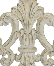 Load image into Gallery viewer, French Style Fleur De Lys Table Lamp - Cream
