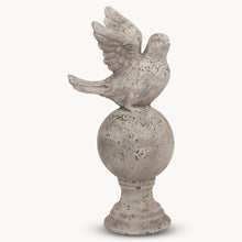 Load image into Gallery viewer, BIRD ON ROUND FINIAL
