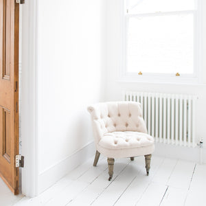 UPHOLSTERED CREAM OAK OCCASIONAL CHAIR