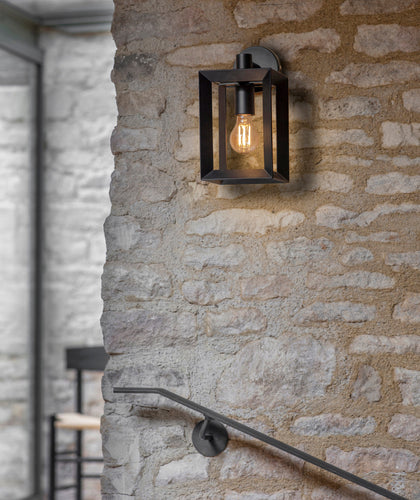 BRUNSWICK WALL LIGHT IN BLACK