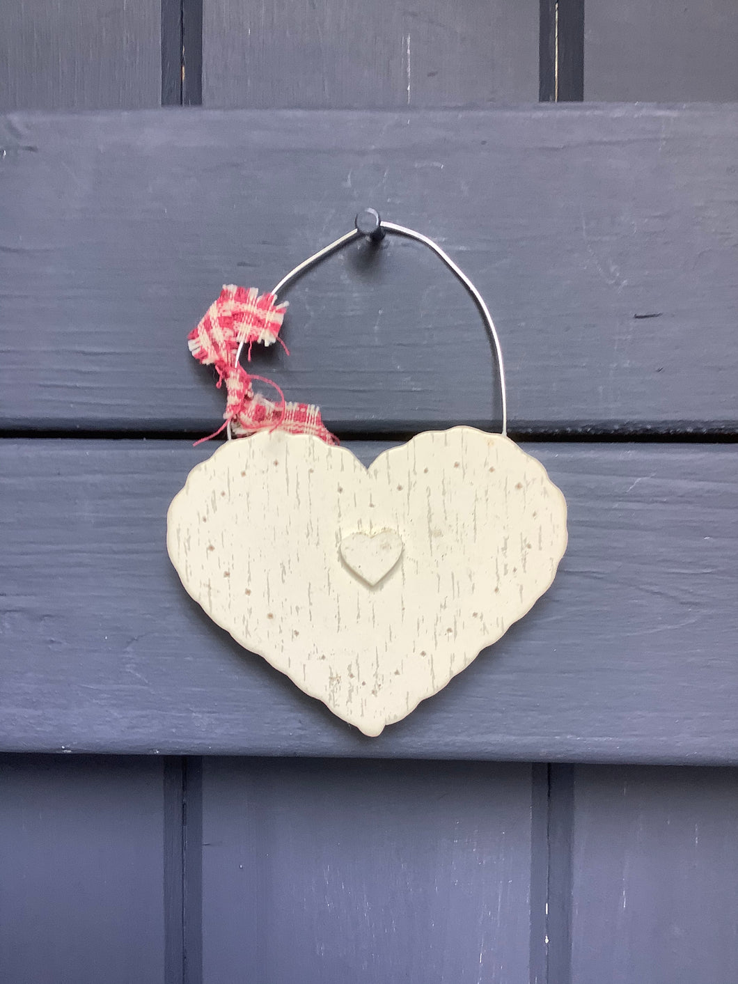 Cream hanging heart with gingham ribbon East of india