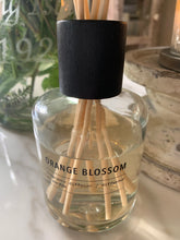 Load image into Gallery viewer, Reed Orange Blossom Diffuser 180ml
