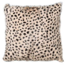 Load image into Gallery viewer, Leopard Print Fur Cushion Cover

