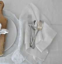 Load image into Gallery viewer, TABLE CLOTH WHITE HERRINGBONE EDGE - WHITE
